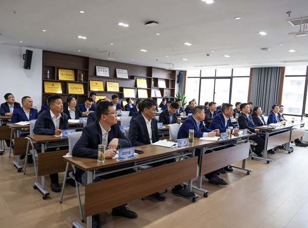 六安公司黨總支組織開(kāi)展樹(shù)立和踐行正確政績(jī)觀學(xué)習(xí)教育暨聯(lián)學(xué)共建活動(dòng)