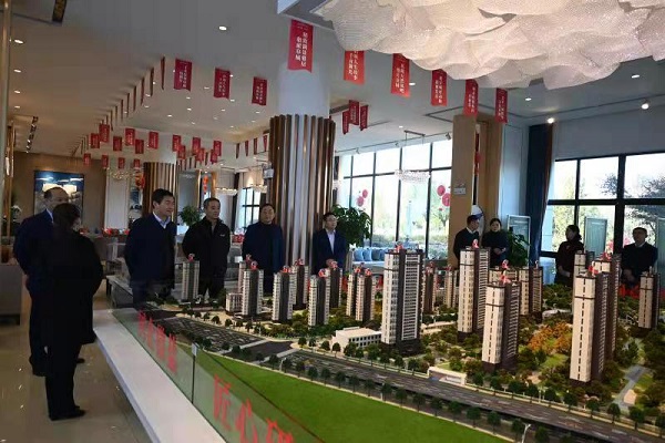 省鹽業(yè)集團外部董事調研徽鹽地產(chǎn)六安項目、霍邱項目
